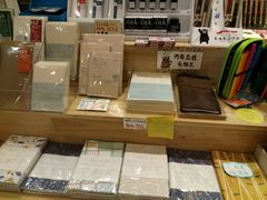 -猫的天空之城概念书店(印象城购物中心店)