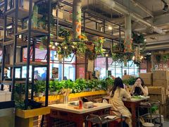 大堂-钢管厂歆瑞源油卤串串香(春熙路太古里店)