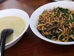 -三百碗宝应长鱼面(板仓街店)