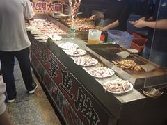 自助取餐区-东门町美食街