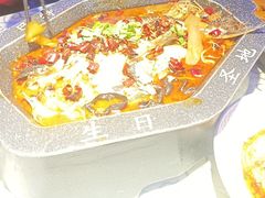 -巴特餐饮6加1音乐餐吧·新疆菜