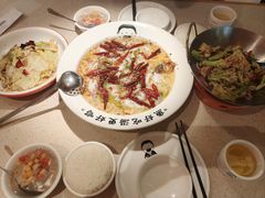 -江渔儿酸菜鱼(曜一城店)