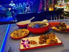 -拾光音乐餐酒吧(告庄星光夜市店)