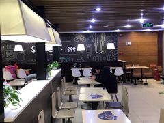 大堂-魏家凉皮(北京南站店)
