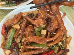 -丹水桥地锅鱼·翘嘴鲌·地方特色全鱼宴(丹江口大坝店)