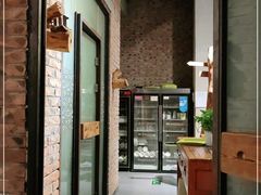 -苹果树下艺术餐厅(宋庄店)