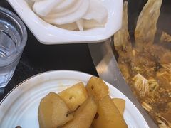 -三里屯土灶炖公鸡地锅鸡(江东店)