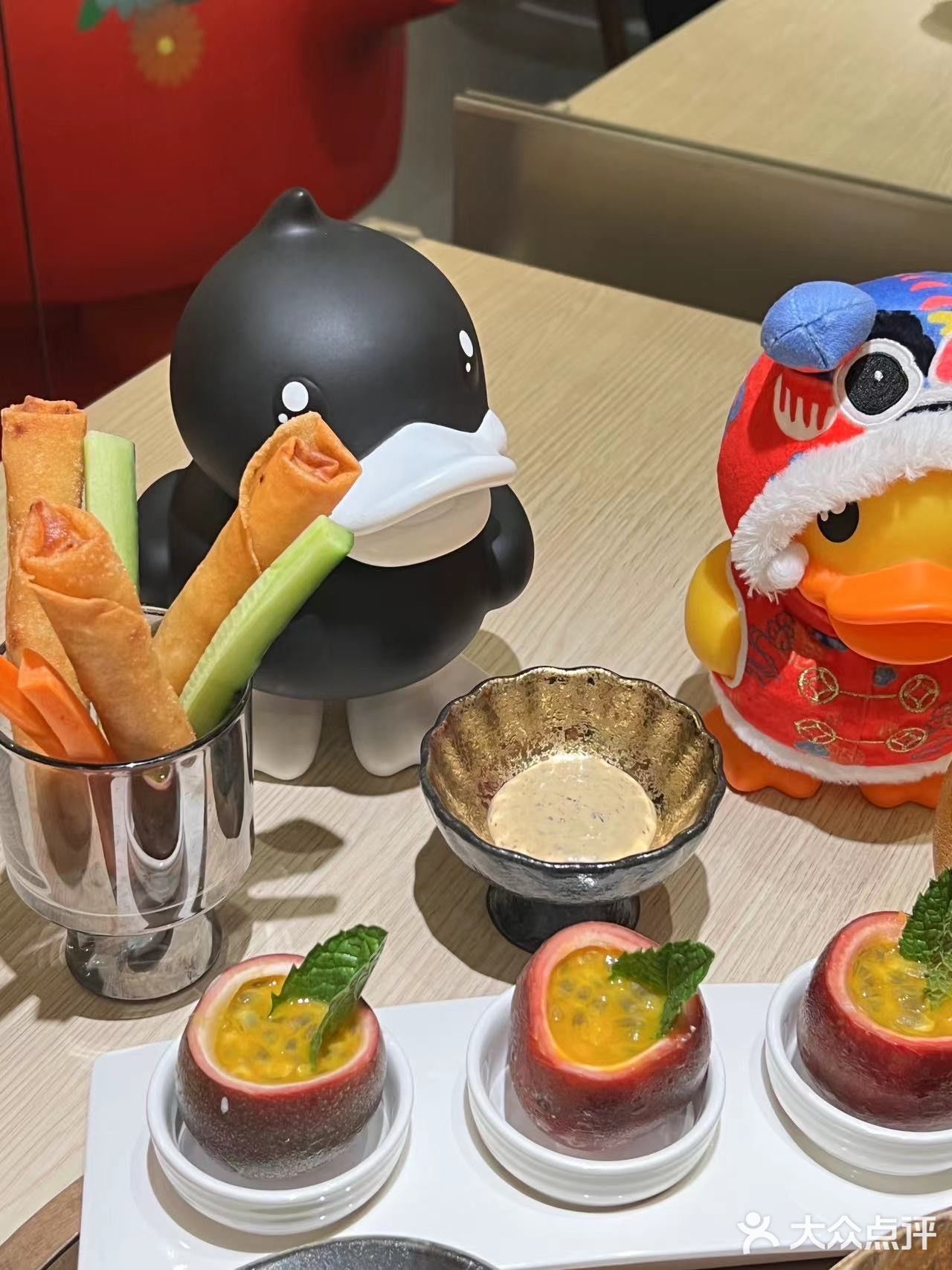 深圳美食-深圳首家小黄鸭茶楼