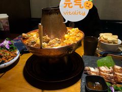 铜锅洋芋鸡-觅山云南菜(泊富ICITY店)