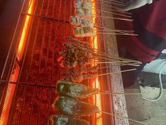 -邛海景风特色火盆烧烤店·烤串(月色风情小镇店)