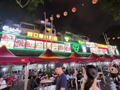 -黄亚华小食店(Jalan Alor)