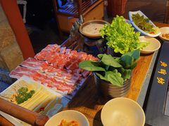 -老牌坊云南鱼豆花火锅(哈西万达店)