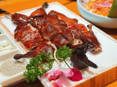 宜良脆皮小刀鸭-老滇山寨•云南特色菜•地方菜•民族风情歌舞表演(金碧店)