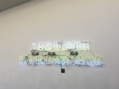 -UNI UNI(环亚凯瑟琳店)