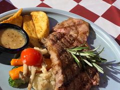 -鲨鱼美式餐厅酒吧Sharky