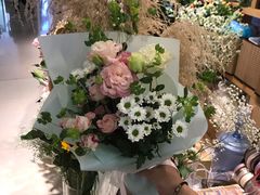 -谷莠子花艺·气球派对·绿植造景·花艺沙龙(金光华广场店)