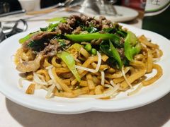 招牌湿炒牛河-潮泰牛肉火锅 · 创于1992年(车公庙店)