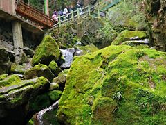 -藏龙百瀑风景区