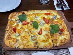 水果风味火焰烤饼-1886德国汽车餐厅(福田星河COCO Park店)