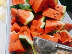 -金马门国际美食百汇(珞喻路店)