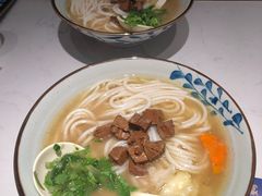 -鑫花溪牛肉米粉(凤凰街创始总店)