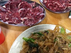 -牛一煲美食(江高店)
