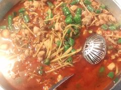 -盐井记·自贡美蛙鲜锅兔(中和店)