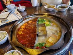 -山城辣妹子重庆火锅(甘露园店)