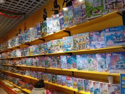 -Block Park 租乐高(D32店)