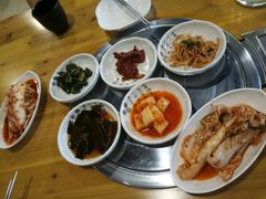 -故乡家韩国料理(丹东街店)