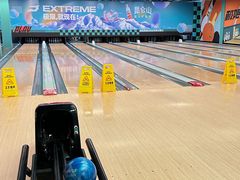 -极限PLAY运动娱乐新世界·团建派对潮玩休闲馆·室内蹦极高空游乐园