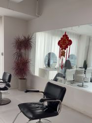 -Hello Lady发型设计