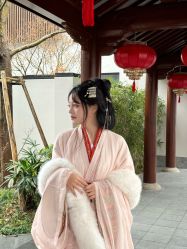 -一揽芳华汉服旗袍体验馆(拙政园店)