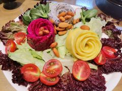 -山楂树融合菜餐厅