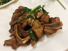 葱爆黑椒牛仔骨-得月楼·省级非遗·传统苏帮菜(观前店)