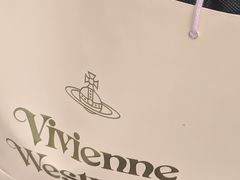 -Vivienne Westwood(上海来福士广场店)