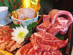 -铭牛烧肉·和牛海鲜自助(高新月牙湖店)