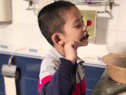 -孩子王(奥克斯广场店)