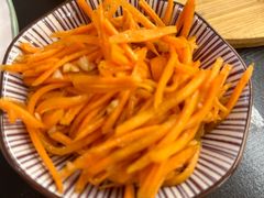 -满格嗦新疆椒麻鸡火锅.炒米粉(川大江安校区店)