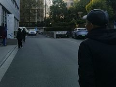 -上海长海医院-地下停车场