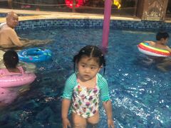 -泉城欧乐堡戏水湾艺术养生温泉