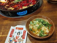 -黄潇洒老火锅(九眼桥宏济巷店)