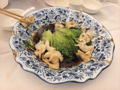 -品海楼·大连海胆锅贴馆(东港店)