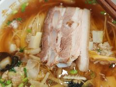 -老西白点心店