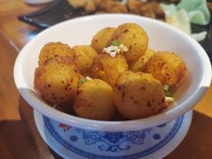 孜然小土豆-炉小二铜锅牛蛙•川湘菜(三里屯店)