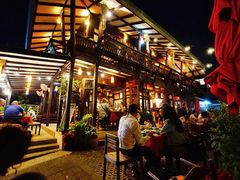 -Dash Teak House