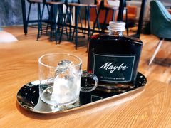 -ZING COFFEE 镜咖啡