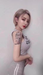 -时尚殿堂明星门店