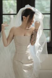 点击看大图 -Bridal Queen·婚纱女皇