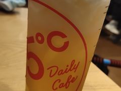 厚海岩奶绿-85度C(深圳佳宁娜店)
